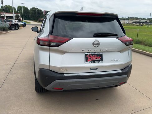 Used 2023 Nissan Rogue SV AWD/4WD image 8