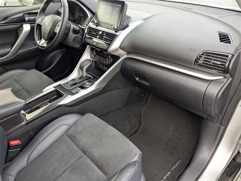 Used 2024 Mitsubishi Eclipse Cross SE image 35