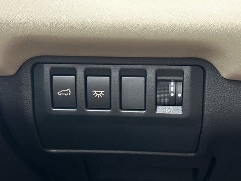 New 2025 Subaru Ascent Limited image 32