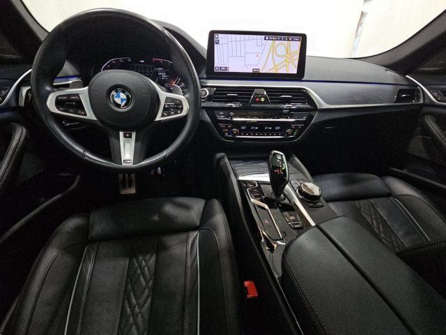 Used 2023 BMW 530i w/ Executive Package RWD image 4