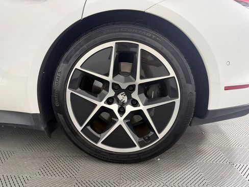 Certified 2025 Porsche Taycan AWD/4WD image 11