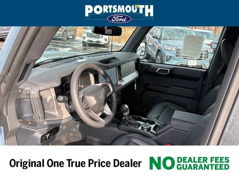 New 2025 Ford Bronco Outer Banks image 3