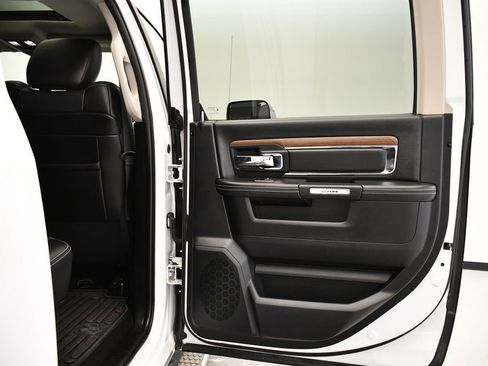 Used 2015 RAM 1500 Laramie w/ Convenience Group image 51