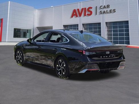 Used 2025 Hyundai Sonata SEL FWD image 9
