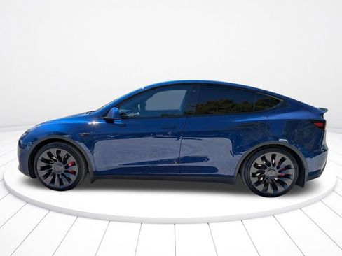 Used 2023 Tesla Model Y Performance image 7