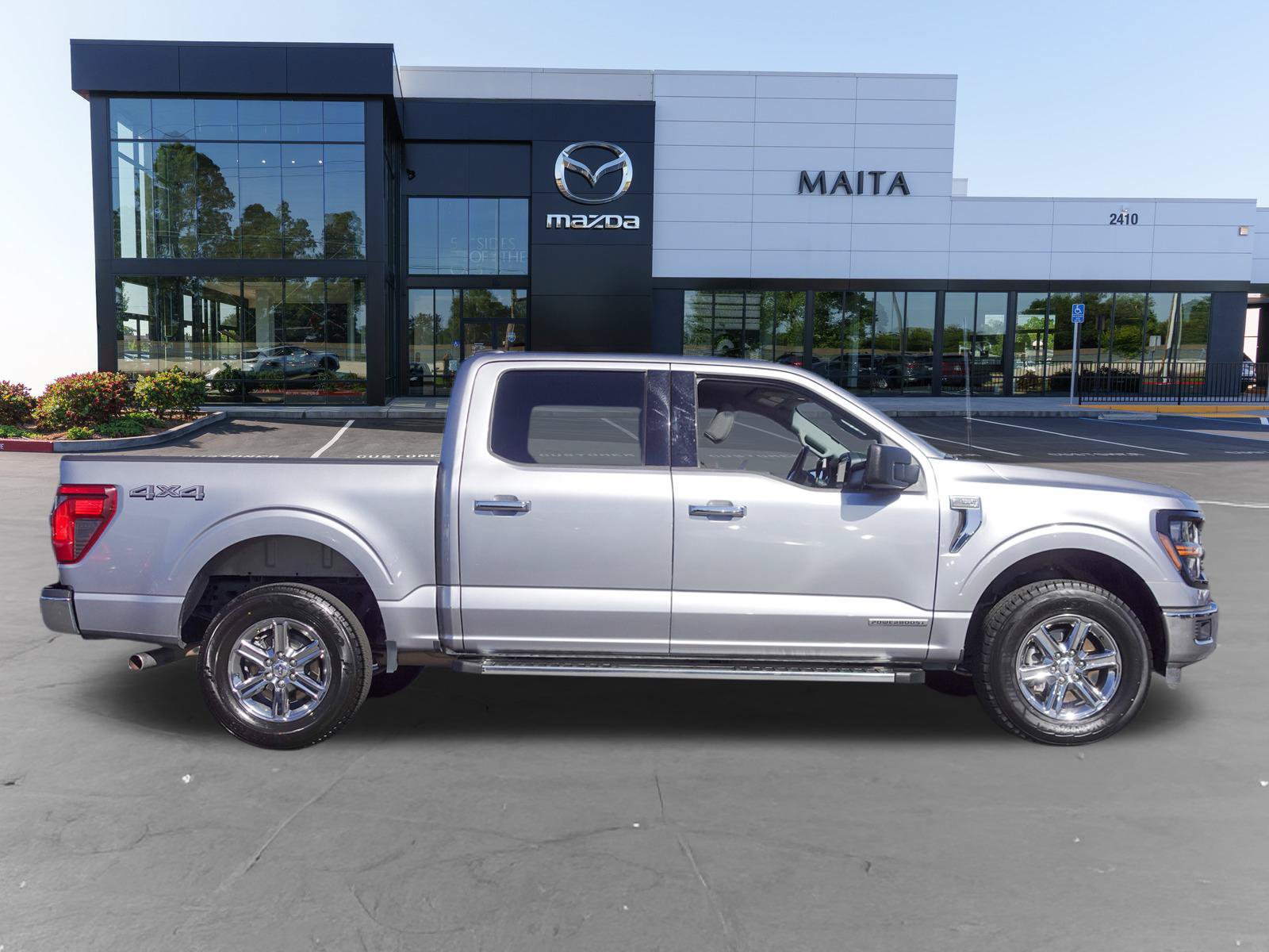 Used 2025 Ford F150 XLT w/ Equipment Group 301A Standard AWD/4WD image 2