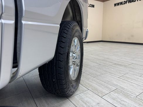 Used 2012 Ford F150 XLT w/ XLT Chrome Pkg image 42