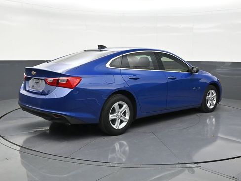 Used 2023 Chevrolet Malibu LS FWD image 5