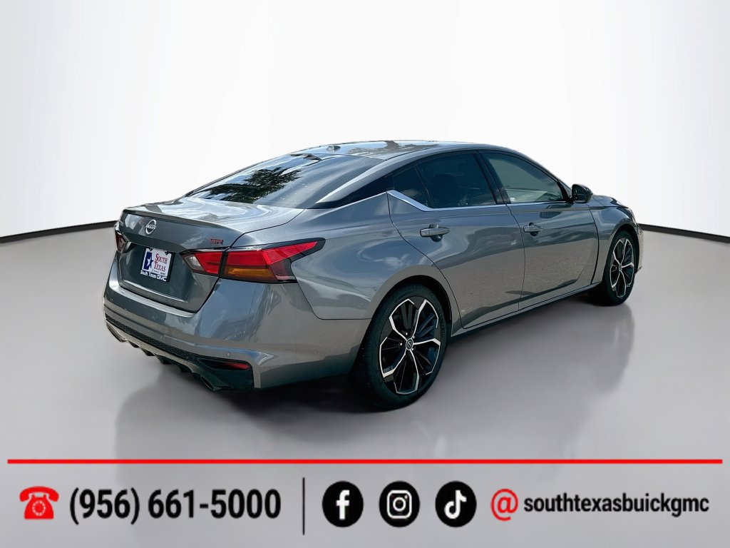 Used 2023 Nissan Altima 2.5 SR FWD image 8