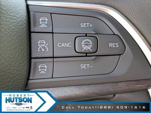 New 2026 Jeep Grand Cherokee L Limited RWD image 22