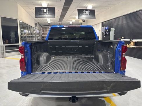 Used 2025 Chevrolet Silverado 1500 LT w/ LPO, Dark Essentials Package AWD/4WD image 38