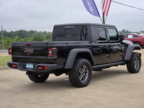 Used 2024 Jeep Gladiator Mojave w/ Safety Group AWD/4WD image 6