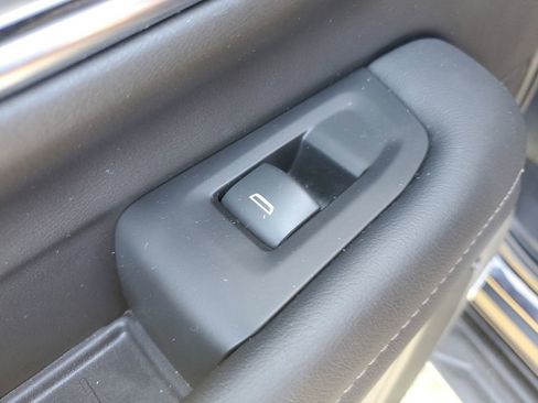 Used 2023 Chevrolet Tahoe LT image 18