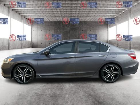 Used 2017 Honda Accord Sport image 8