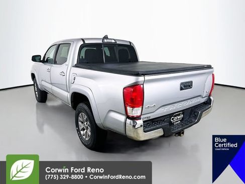 Used 2017 Toyota Tacoma SR5 AWD/4WD image 5