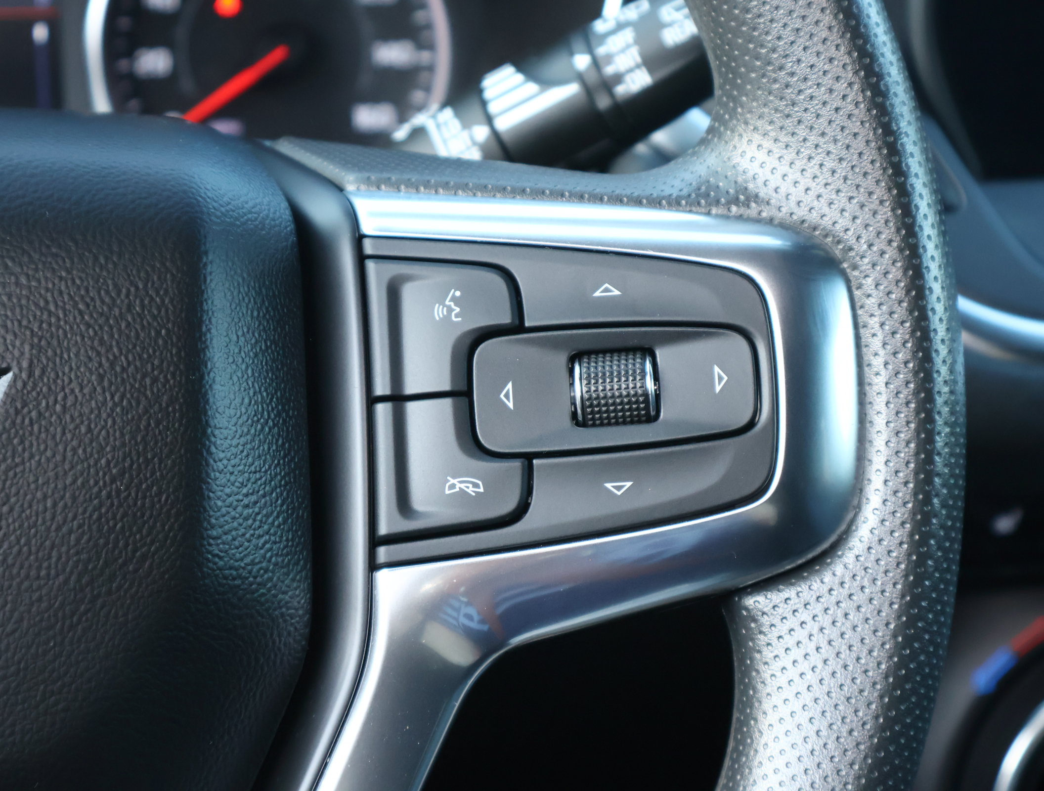 Used 2024 Chevrolet Blazer LT w/ Convenience Package FWD image 15