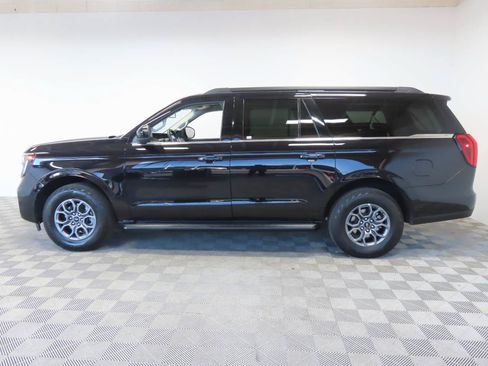 Used 2025 Ford Expedition Max Active RWD image 5