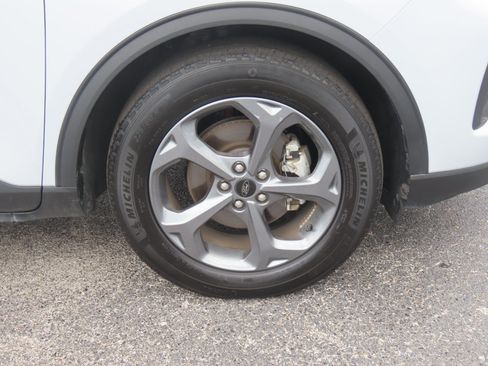 Used 2025 Ford Escape ST-Line FWD image 9