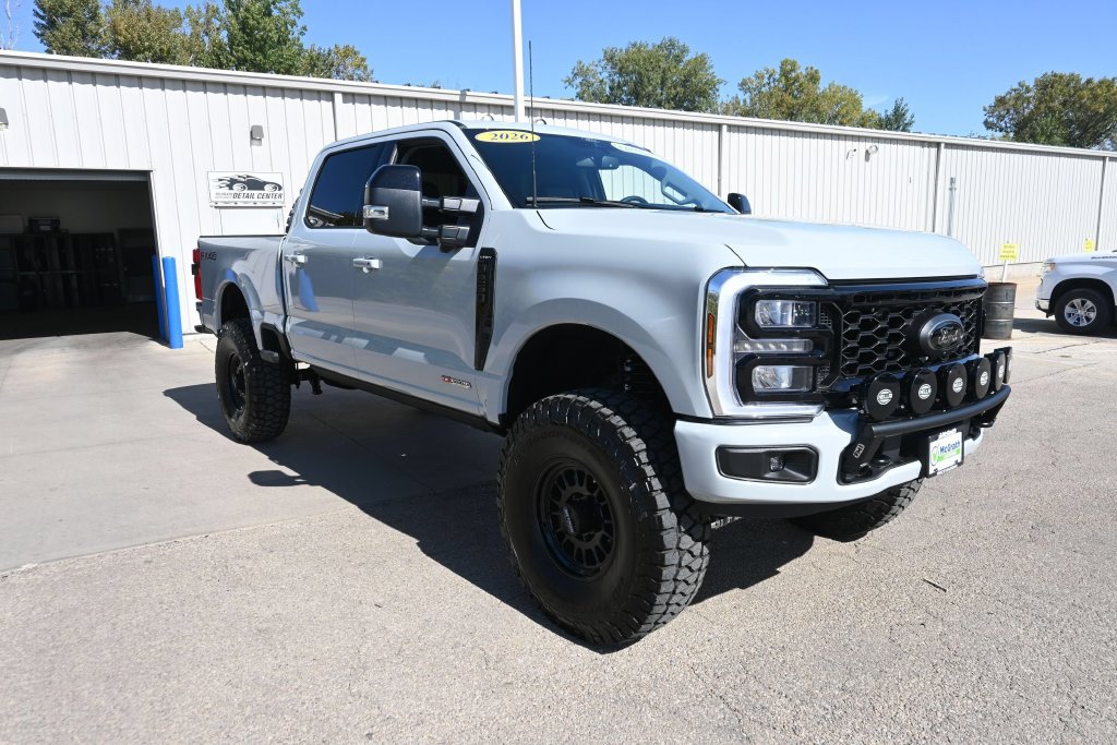 Used 2026 Ford F250 Lariat w/ Black Appearance Package AWD/4WD image 3
