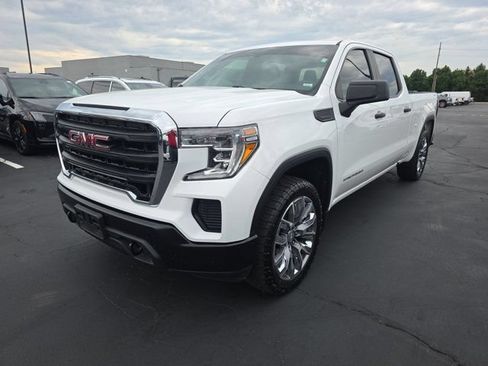 Used 2021 GMC Sierra 1500 4x4 Crew Cab w/ Convenience Package image 2