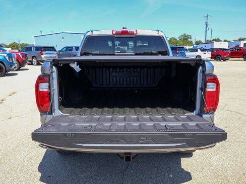 New 2026 GMC Canyon Elevation w/ Convenience Package AWD/4WD image 6