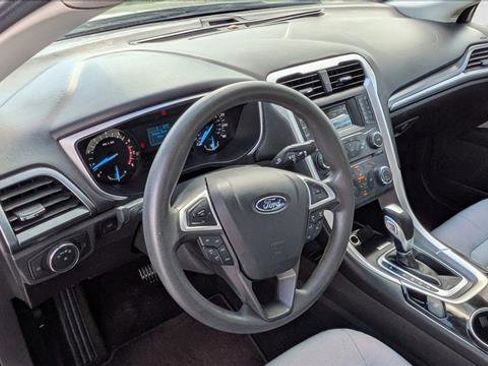 Used 2015 Ford Fusion S image 10