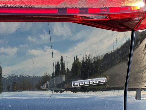 Used 2025 Audi Q5 Premium Plus w/ Premium Plus image 51