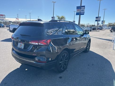 Used 2023 Chevrolet Equinox RS w/ RS Leather Package image 9