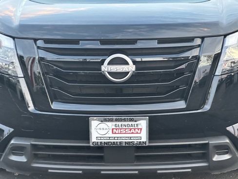 Certified 2023 Nissan Pathfinder SV w/ Black Appearance Package image 10