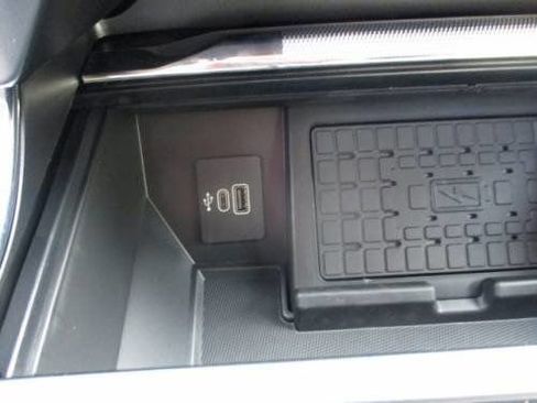 New 2025 Ford F150 Lariat w/ Equipment Group 501A Mid image 15