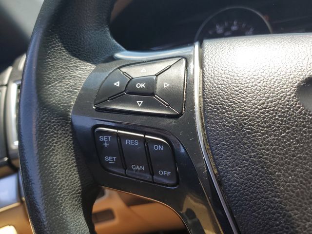 Used 2017 Ford Explorer Limited FWD image 23