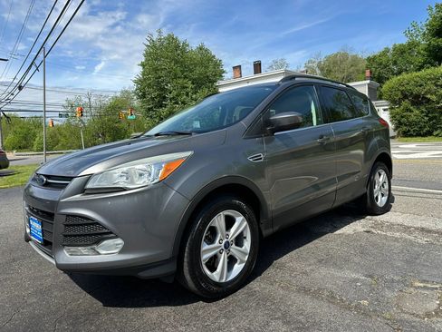 Used 2014 Ford Escape SE w/ Equipment Group 201A AWD/4WD image 3