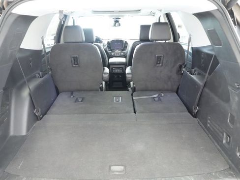 Used 2021 Chevrolet Traverse Premier w/ Redline Edition AWD/4WD image 20