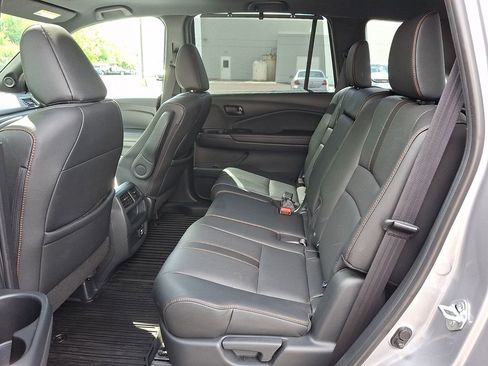 Used 2023 Honda Passport TrailSport image 10