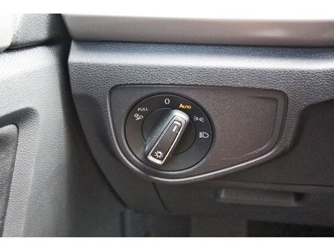 Used 2021 Volkswagen Atlas SEL image 18