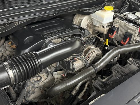 Used 2019 RAM 1500 Sport w/ Level 2 Equipment Group AWD/4WD image 49