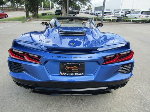 Used 2023 Chevrolet Corvette Stingray Preferred Conv w/ Z51 Performance Package RWD image 6