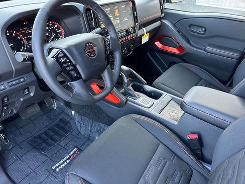 New 2026 Nissan Frontier PRO-4X w/ Pro-4x Convenience Package image 11