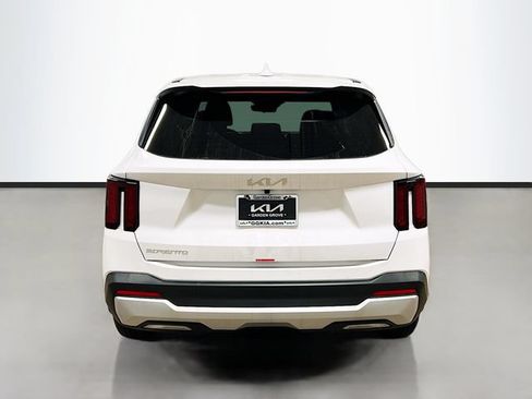 New 2026 Kia Sorento LX FWD image 6
