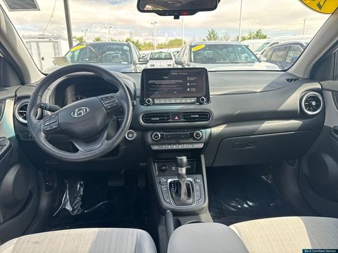 Certified 2023 Hyundai Kona SEL w/ Convenience Package AWD/4WD image 31