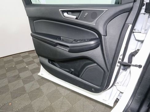 Used 2023 Ford Edge SEL w/ Convenience Package image 35