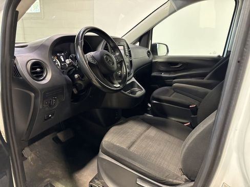 Used 2019 Mercedes-Benz Metris image 26