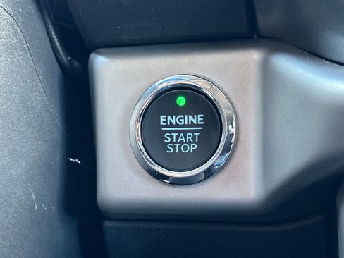 Used 2024 Ford Expedition XLT AWD/4WD image 25