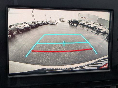 Used 2019 Toyota RAV4 XLE image 21