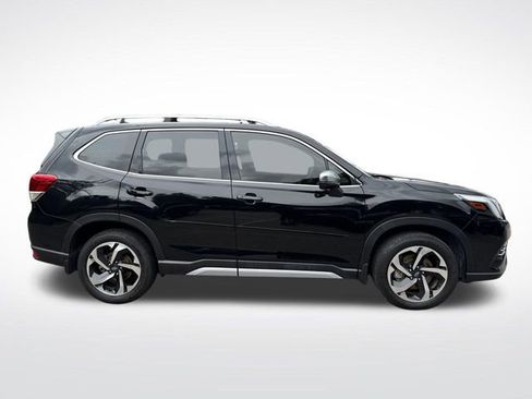 Used 2022 Subaru Forester Touring AWD/4WD image 7