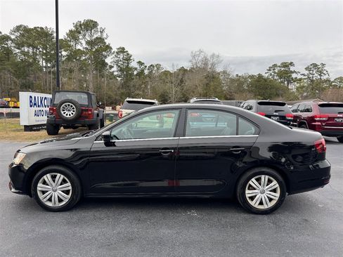 Used 2017 Volkswagen Jetta S image 5