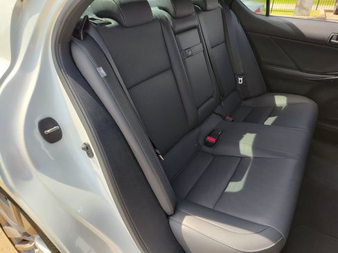 Used 2023 Lexus IS 300 w/ Comfort Package RWD image 23