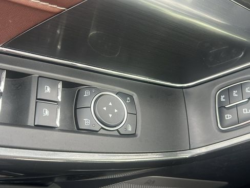 Used 2023 Ford F150 Lariat w/ Equipment Group 502A High image 14