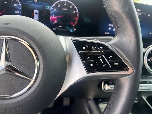 Used 2025 Mercedes-Benz GLA 250 image 19
