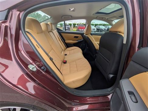 New 2025 Nissan Sentra SV w/ SV Premium Package image 27